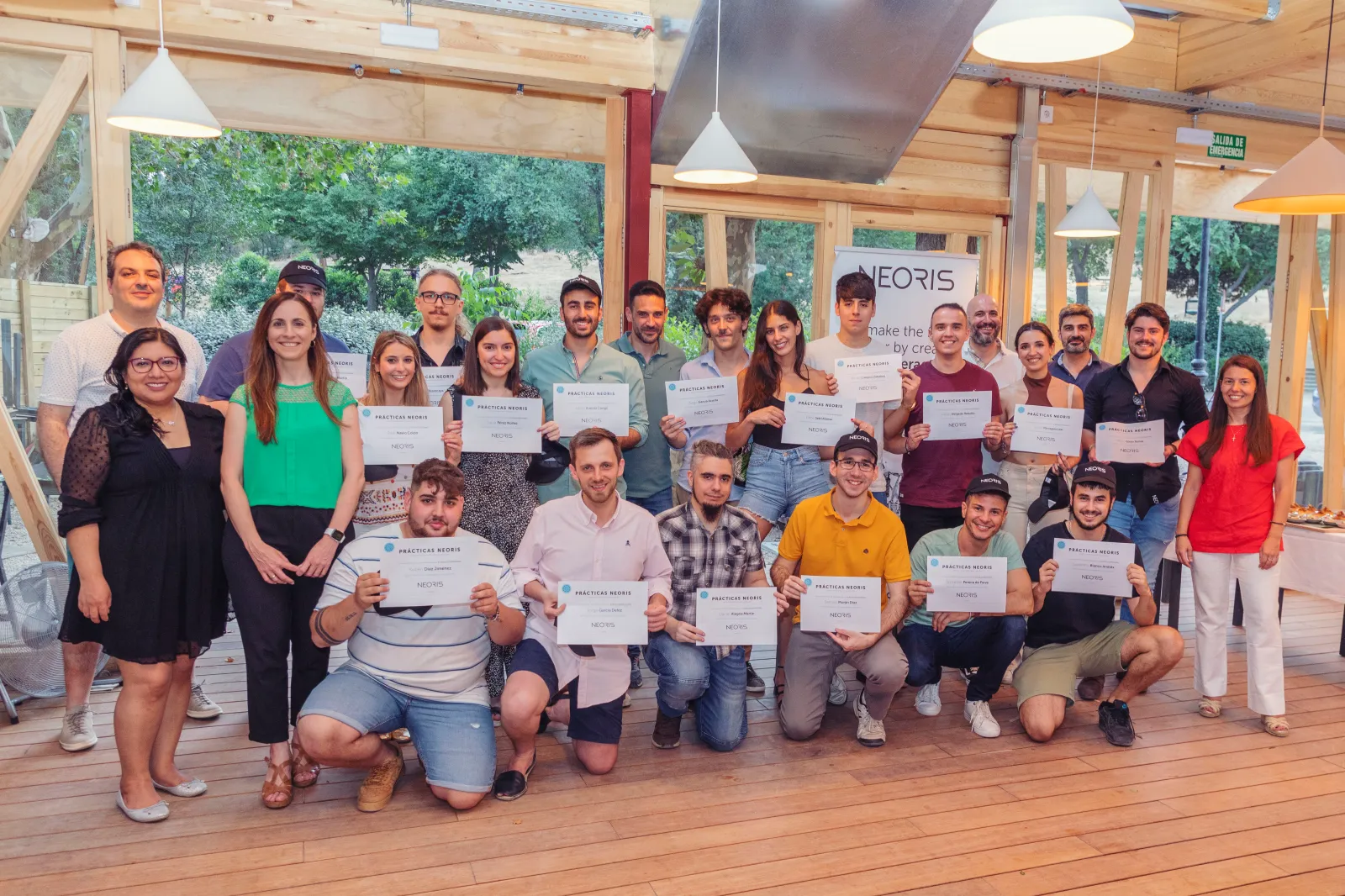 fotografia de entrega de diplomas
